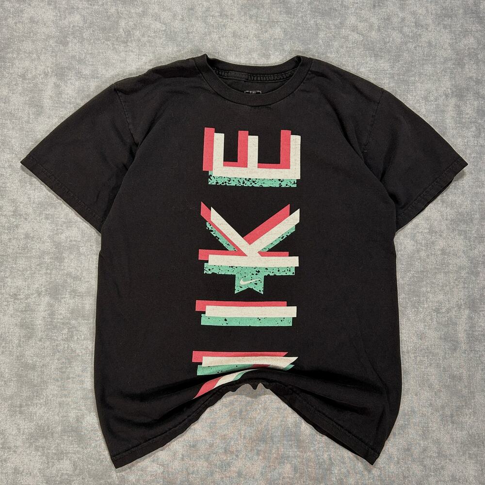 Nike Sportswear graphic vertical logo tshirt workout casual womens Small